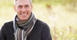 a man who knows how to live with plaque psoriasis