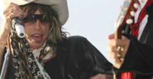 Steven Tyler performing