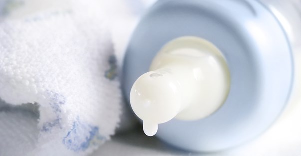 a photo representing cleft lip bottle feeding