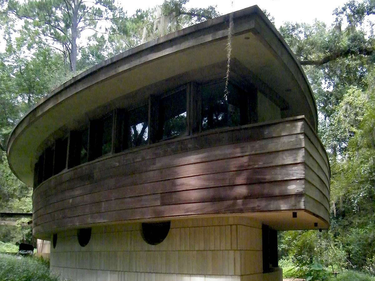 Take a Tour of Lewis House