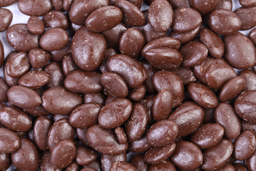 Homemade Chocolate-Covered Raisins