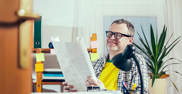 Small business owner sets up his website