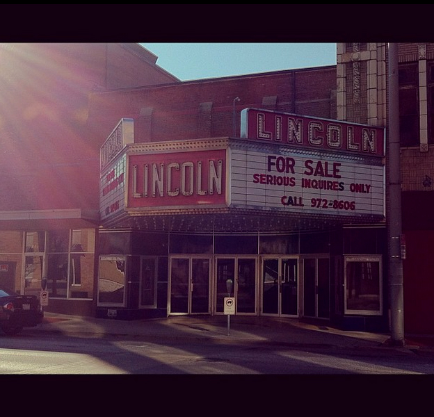 13. Lincoln Square Theater