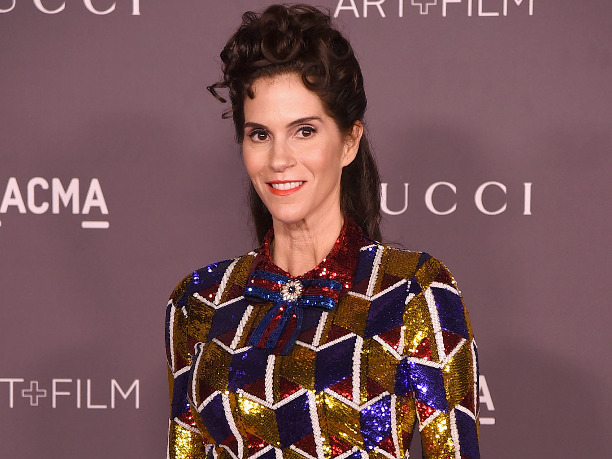 1. Jami Gertz