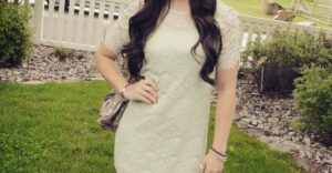 Young student wears a dress to school