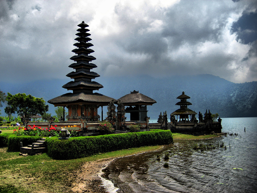 2. Kuta & Ubud (Bali)