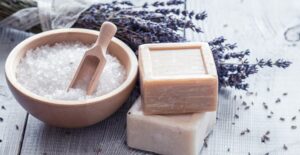 Treating hemorrhoids at home