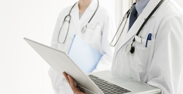 Two doctors discuss miscarriages