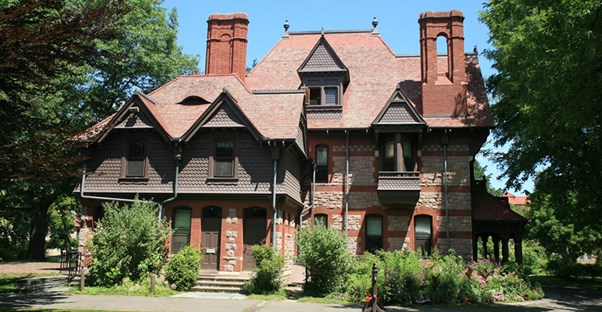 This famous Connecticut house of Mark Twain is where he wrote both Tom Sawyer and Huck Finn.