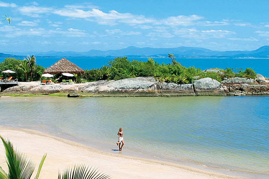 1. Ponta dos Ganchos Resort